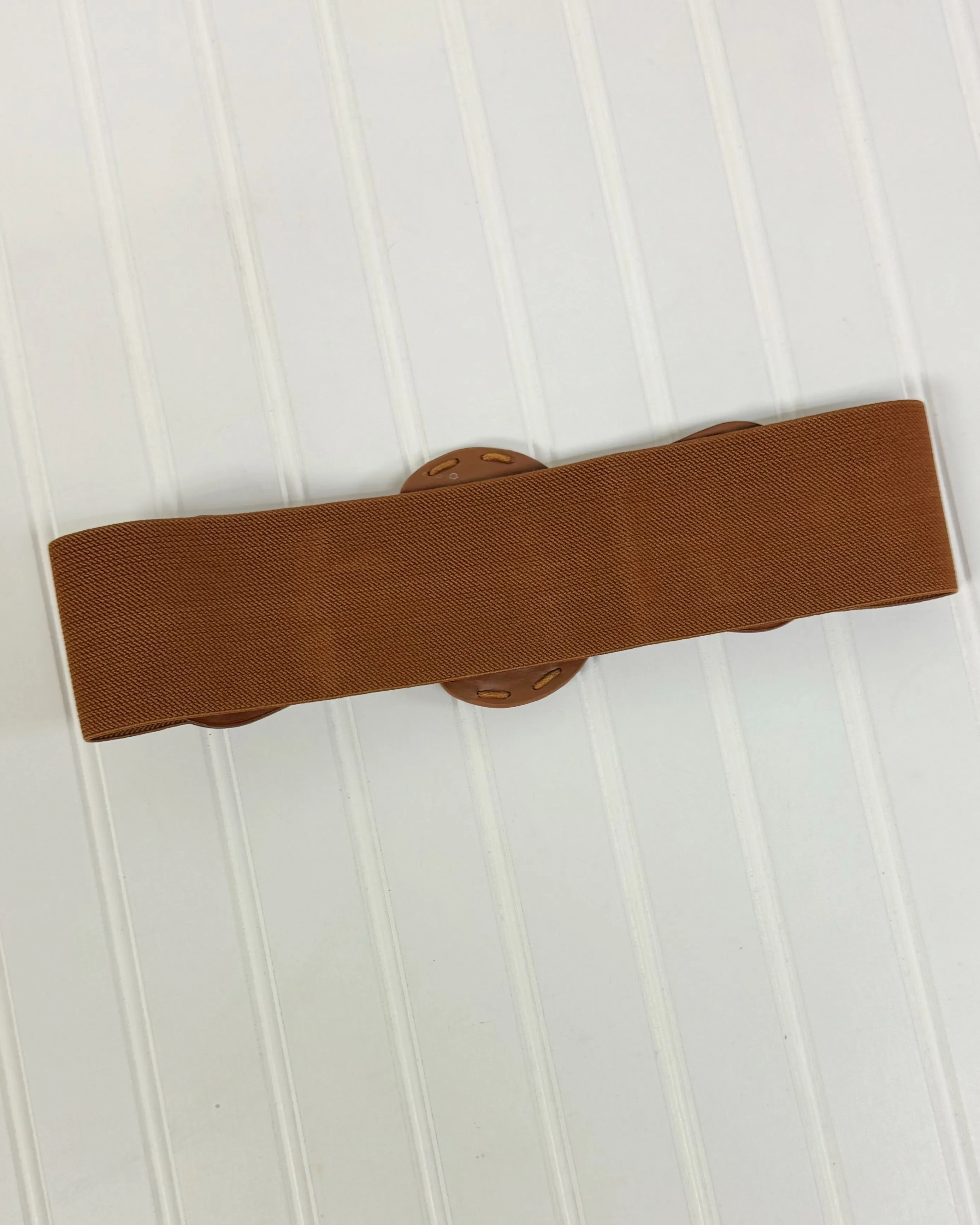 Distressed Wide Stitch Elastic Belt in Camel